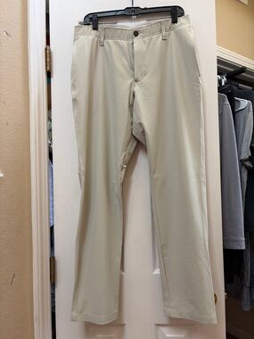 Under Armour Men's Light Khaki Performance Chinos